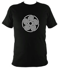 Swirling Celtic Five Spiral T-shirt - T-shirt - Black - Mudchutney