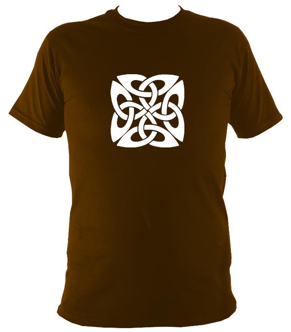 Celtic Square-ish Knot T-Shirt - T-shirt - Dark Chocolate - Mudchutney
