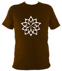 Five Sided Geometric Flower T-Shirt - T-shirt - Dark Chocolate - Mudchutney