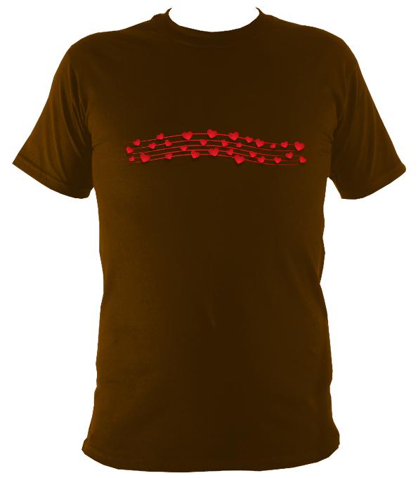 Hearts Musical Stave T-shirt - T-shirt - Dark Chocolate - Mudchutney